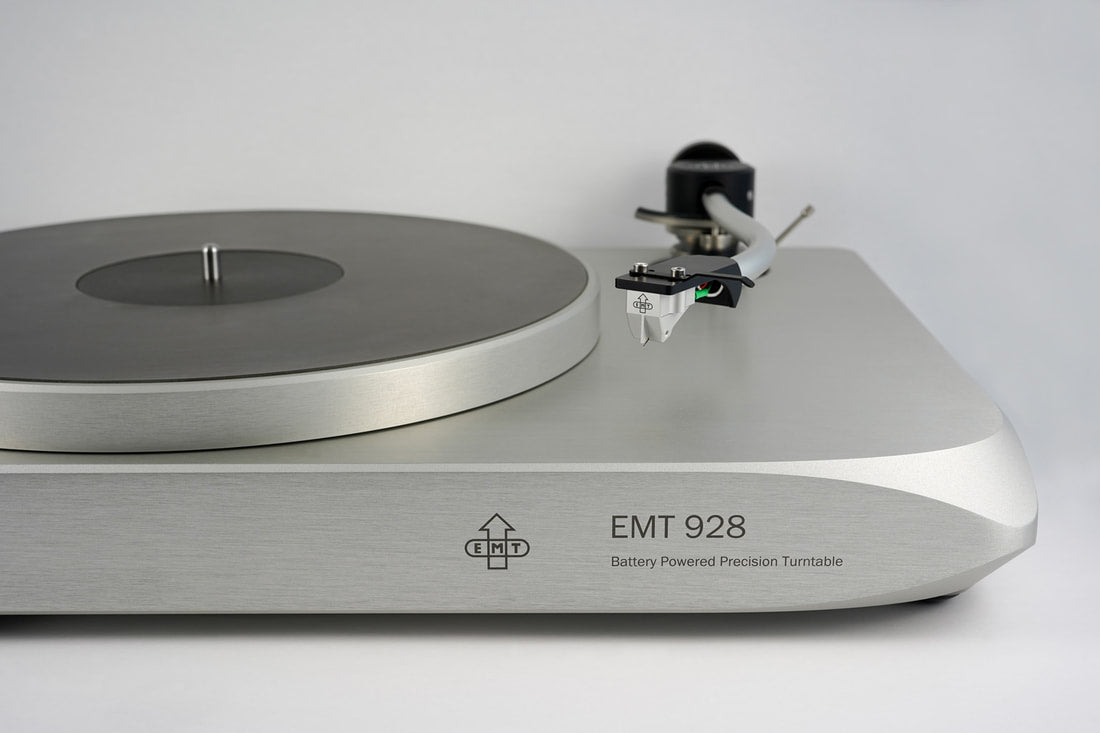 EMT 928 II Battery Powered Turntable