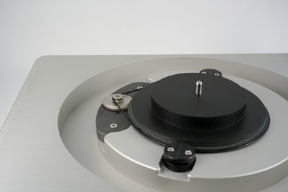 EMT 928 II Battery Powered Turntable