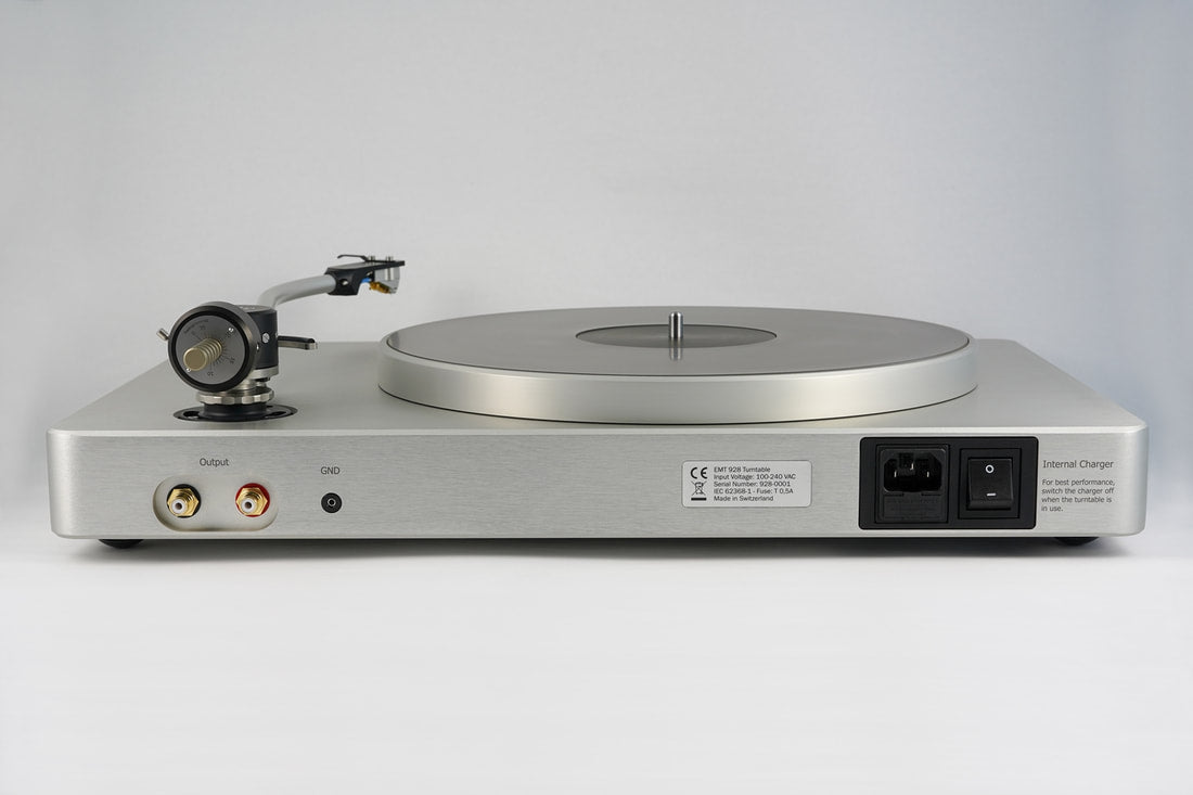 EMT 928 II Battery Powered Turntable