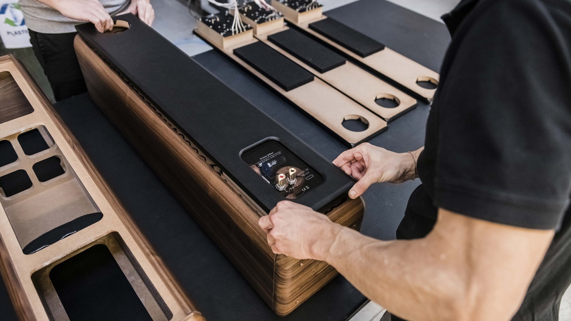 Sonus faber Maxima Amator Floorstanding Loudspeaker