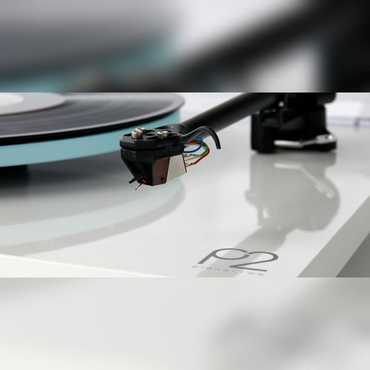 Rega Planar 2 Turntable