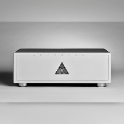 Shunyata Everest-X Shelf Power Distributor