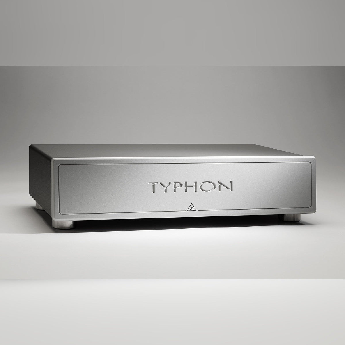 Shunyata Typhon-X Power Distributor