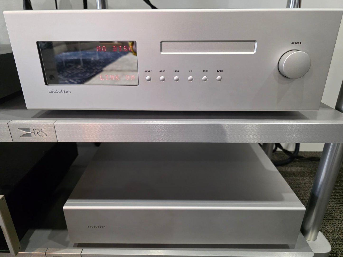 Soulution 746 SACD / CD Player / DAC with 740 PSU