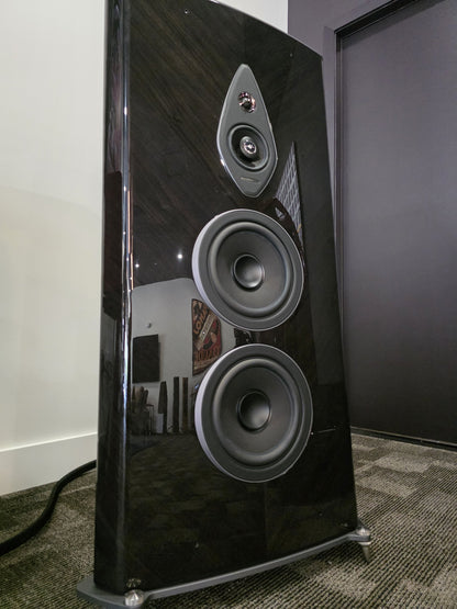 Sonus faber Stradivari G2 Floorstanding Loudspeaker