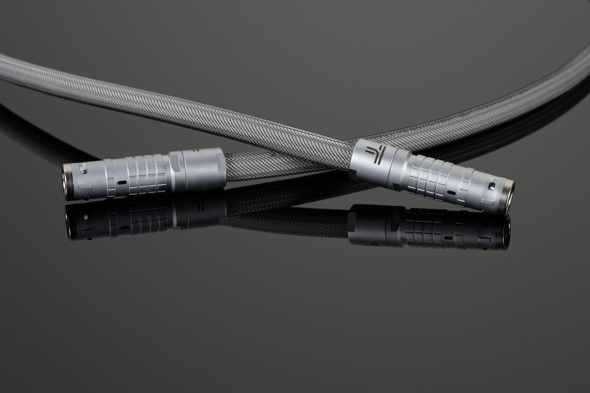 Transparent Actus Cable