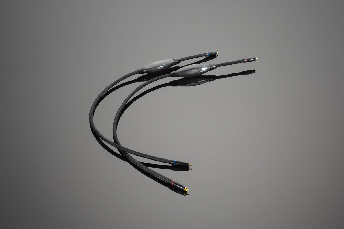 Transparent XL RCA Interconnect