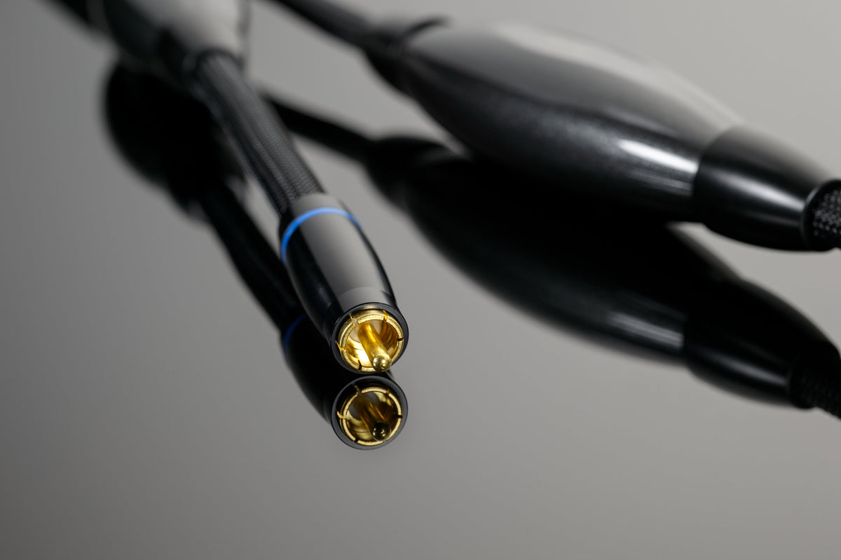 Transparent XL RCA Interconnect