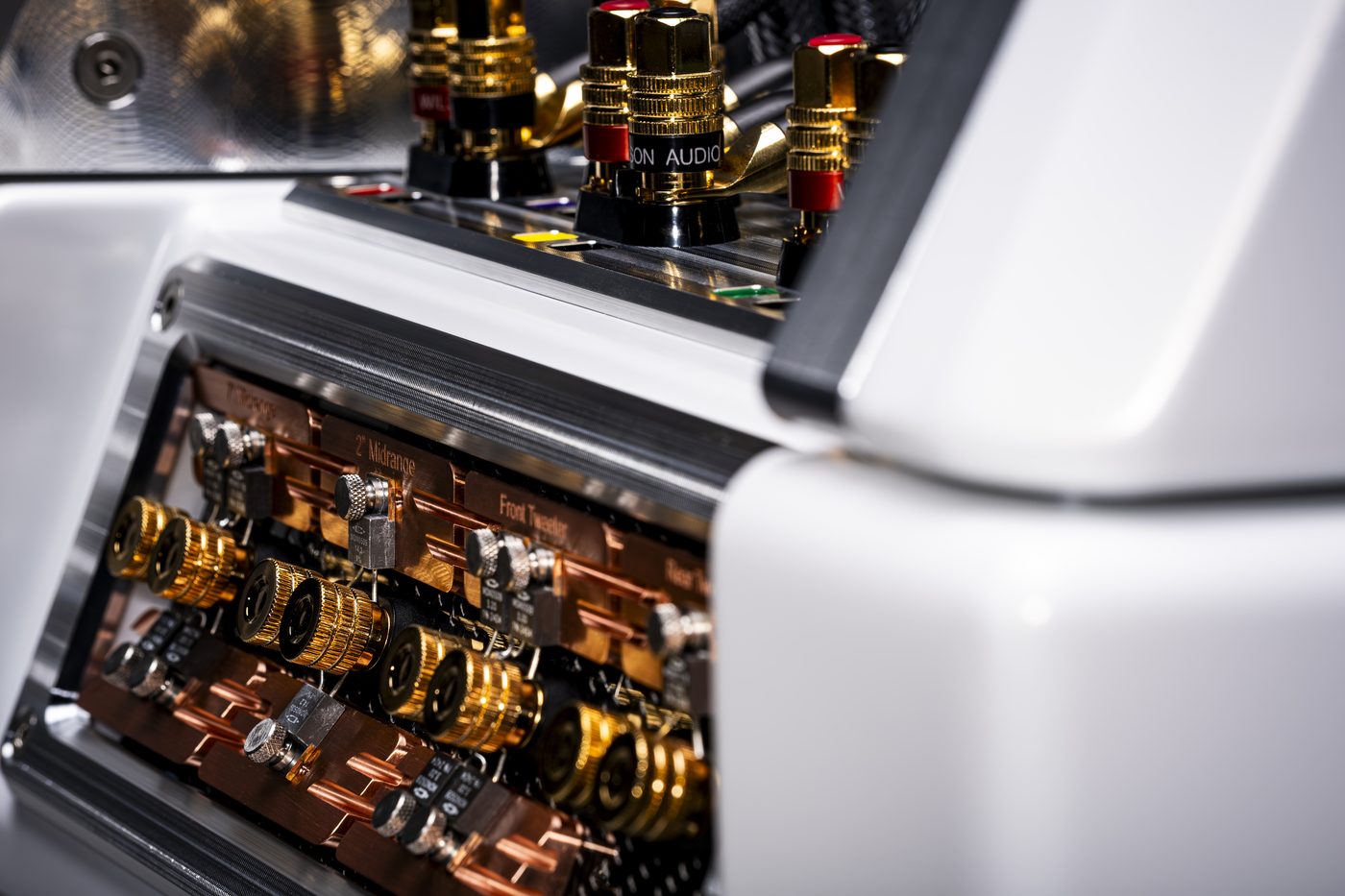 Resistors mounted to pure copper heat sinks inside an Autobiography