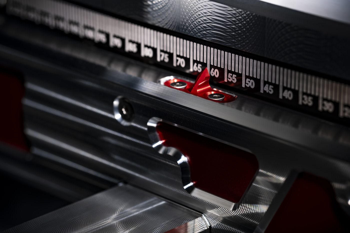 The alignment scale and red indicator on an Autobiography gantry